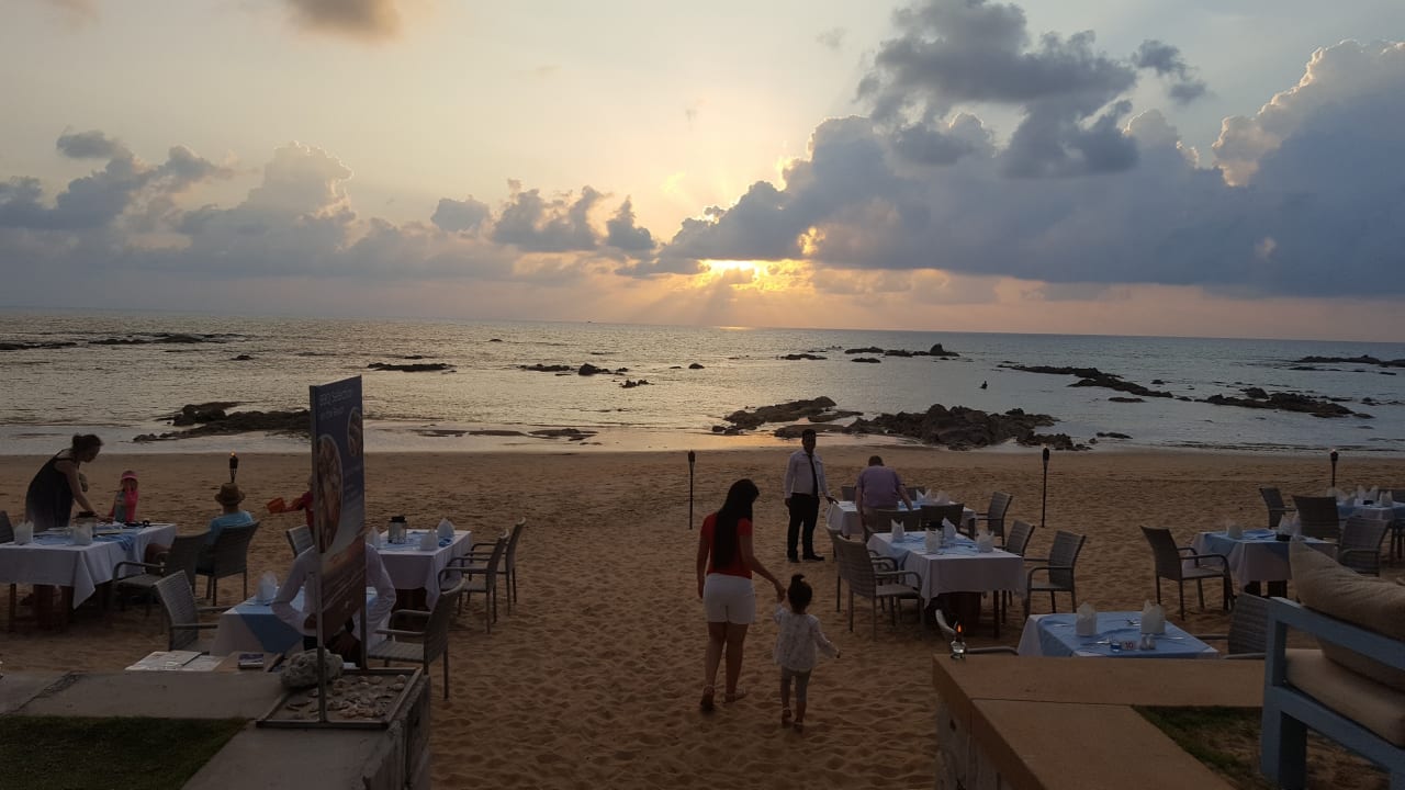 Gastro Ocean Breeze Resort