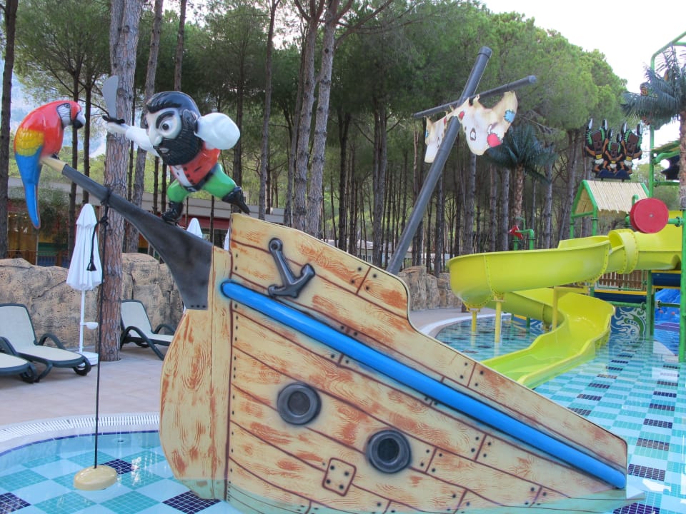 Kinderpool  Nirvana Mediterranean Excellence