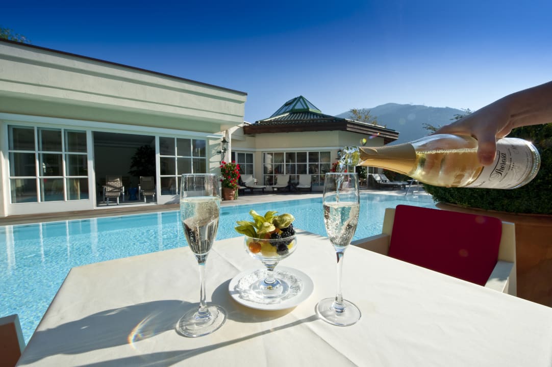 Pool Theresa - Wellness & Genießer Hotel