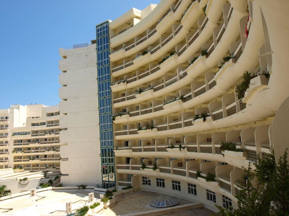 Widok z okna Riadh Palms Resort & Spa