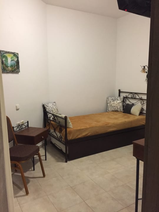 Zimmer Anastasia Studios, Apartments & Suite