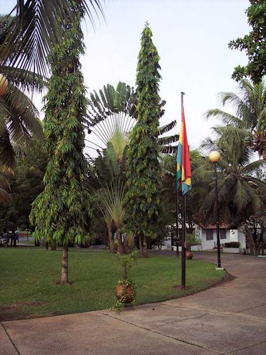 Garden Hotel Golden Tulip