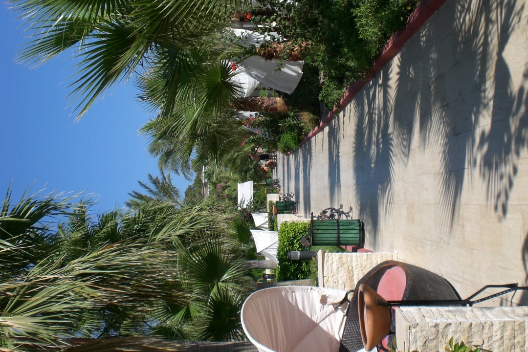 Gartenanlage vom Hotel,viele Orte zum Ausspannen Saphir Resort & Spa