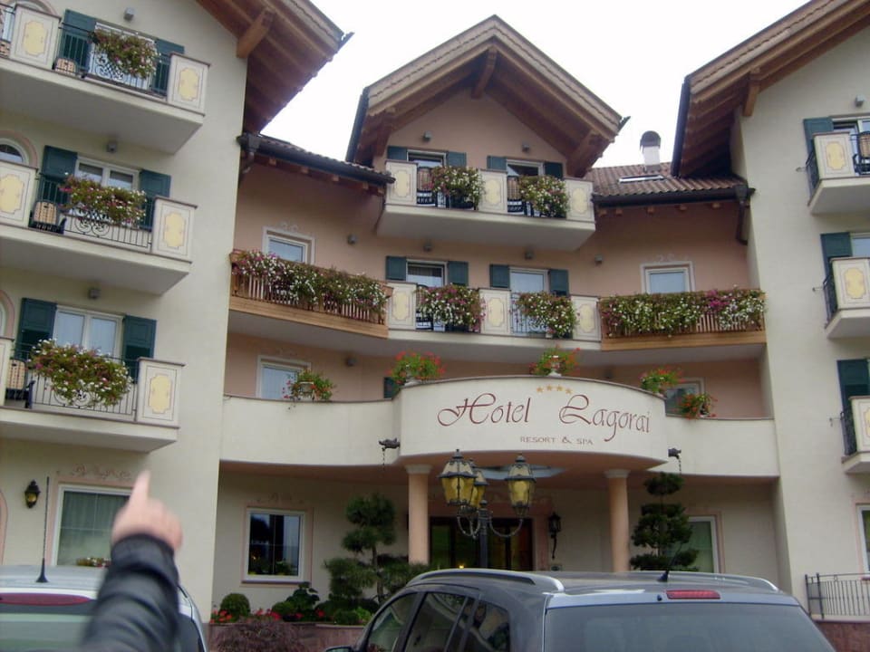 Eingang Hotel Lagorai