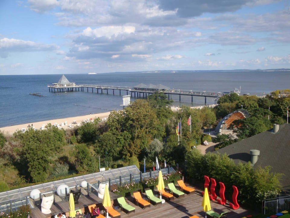 Blick auf die Seebrücke  Hotel Kaiserhof Heringsdorf