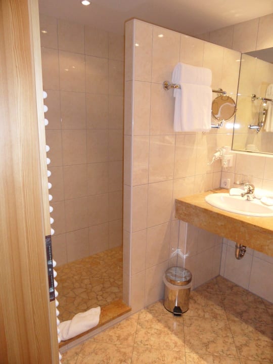 Bad Hotel Garni Alpenjuwel