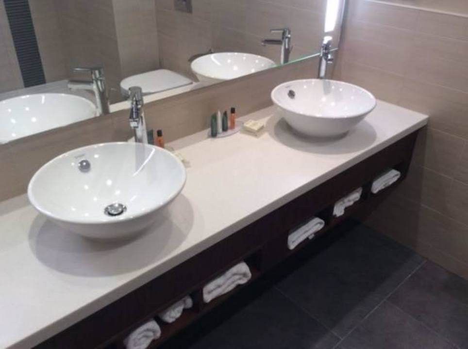 Łazienka Hotel Hilton Garden Inn Rzeszow