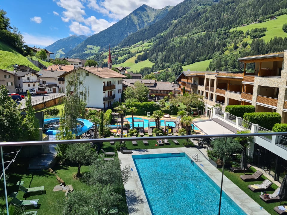 Ausblick STROBLHOF Active Family SPA Resort