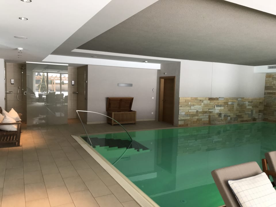 Pool Hotel Weisses Lamm