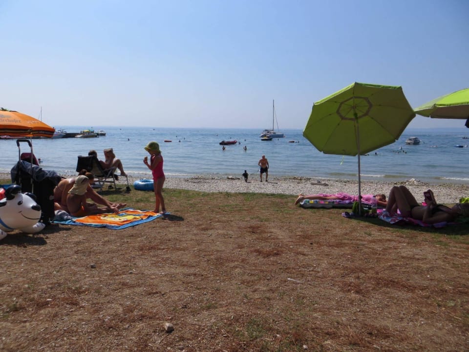 Strand am Gardasee La Rocca Camping Village