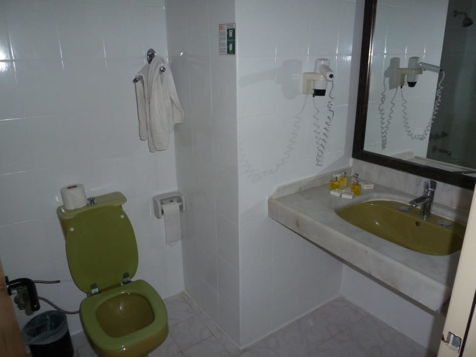 Bad mit Wanne Tusan Beach Resort