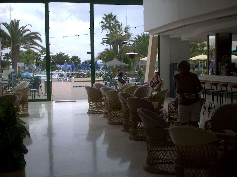Lobby- und Strandbar Dreams Lanzarote Playa Dorada Resort & Spa