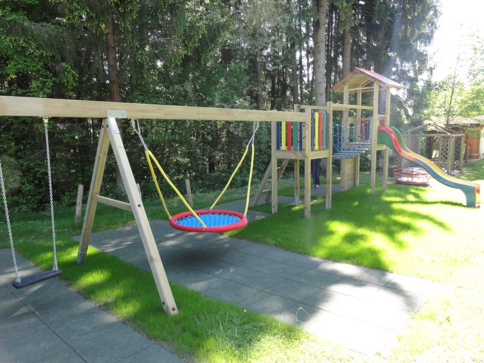 Neuer Kinderspielturm ab 2014 Apartments Kristan