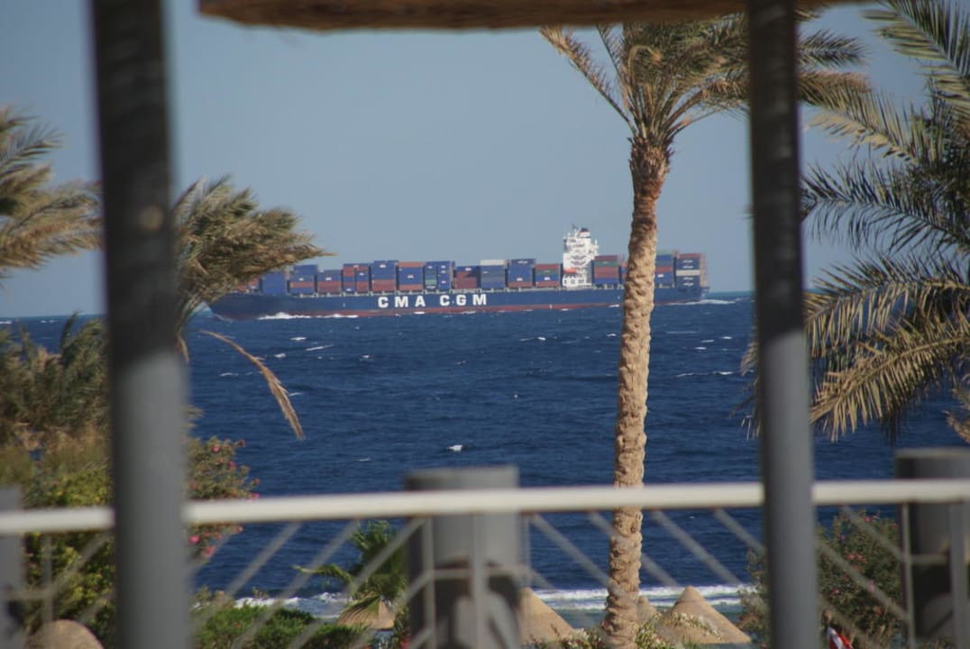 Ogrod Parrotel Beach Resort