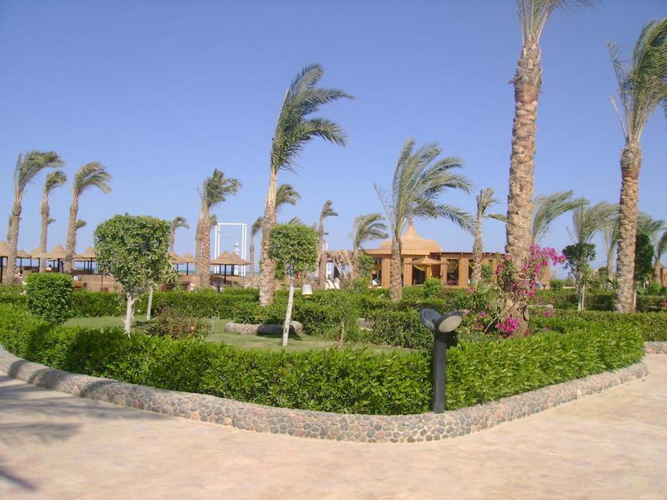 Территория Le Jardin Aqua Park Resort