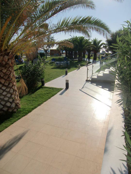 Weg zum Strand Mitsis Faliraki