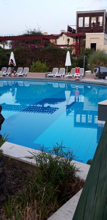 Pool TUI BLUE Xanthe