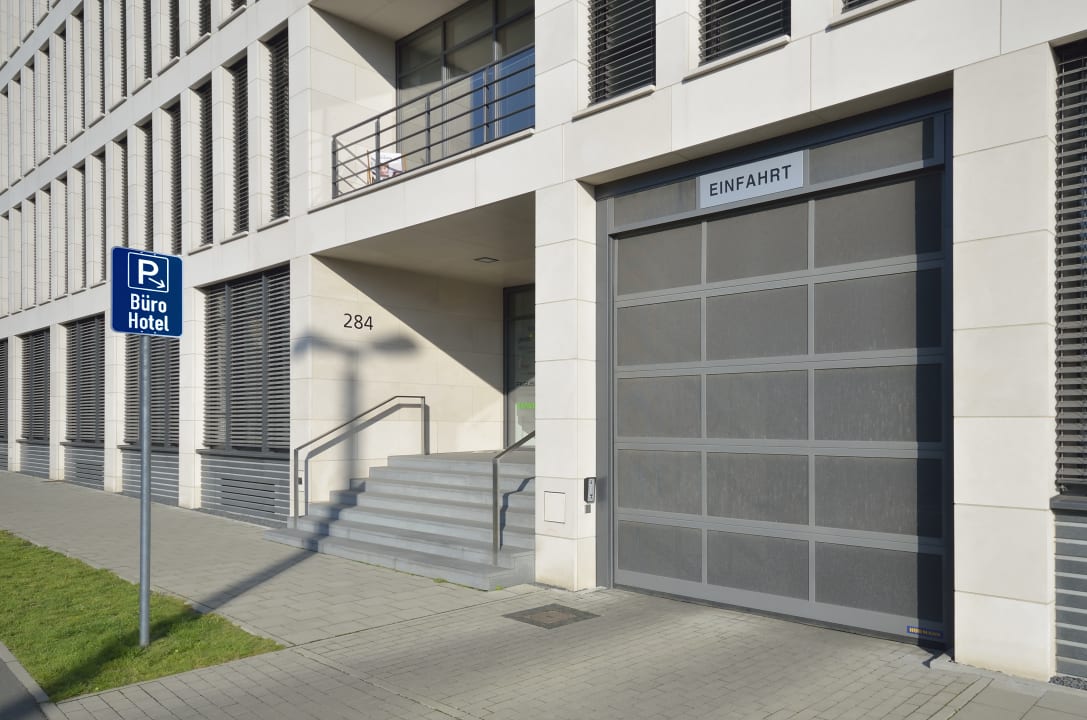 Sonstiges B&B Hotel Braunschweig-City