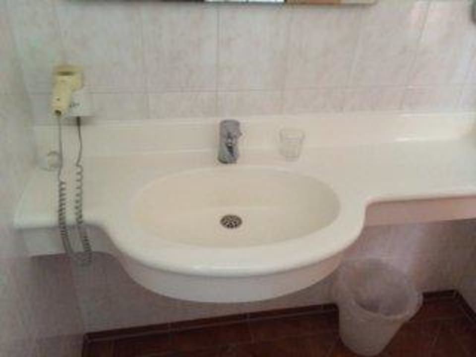 Bad Hotel Mutz Garni