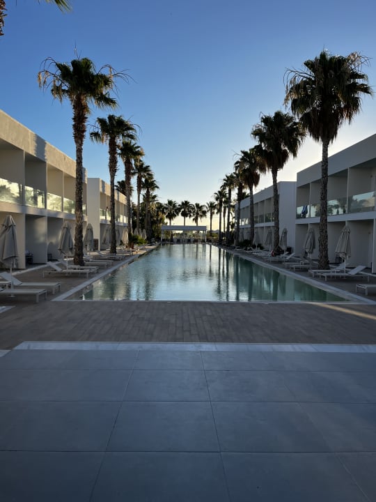 Pool White Dreams Resort & Anex