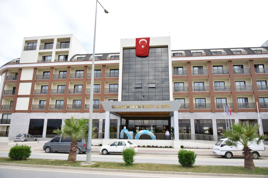 Hotel Glamour Resort & Spa