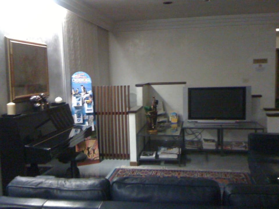 Холл Hotel Sunset