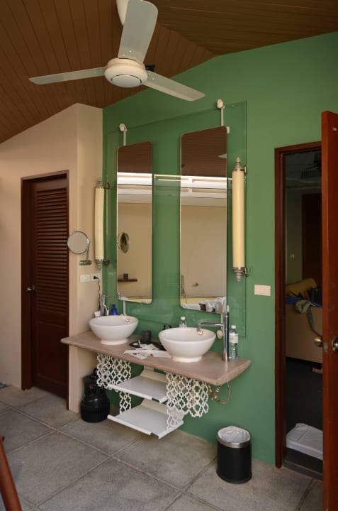 Bad Pool Villa Dewa Phuket Resort and Villas
