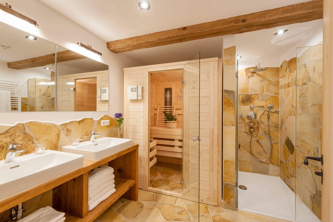 Badezimmer mit Sauna Staller Ferienwohnung Staller Ferienhof