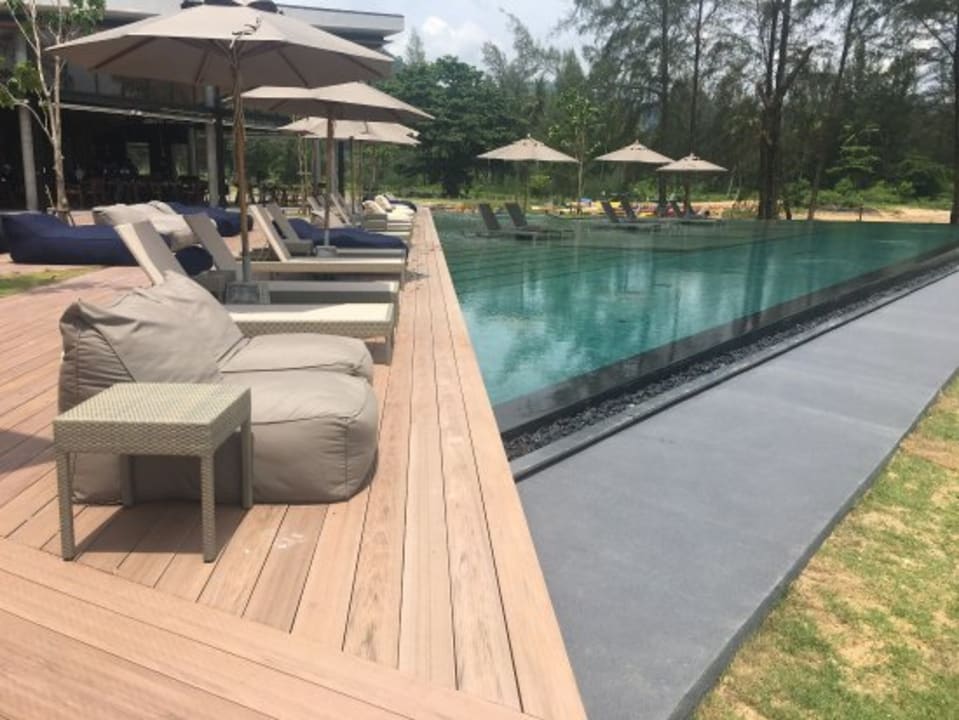 Pool La Vela Khao Lak