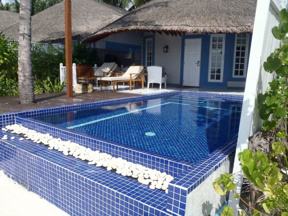 Die Beach Pool-Villen mit 2 Schlafzimmer Machchafushi Island Resort & Spa Maldives, The Centara Collection