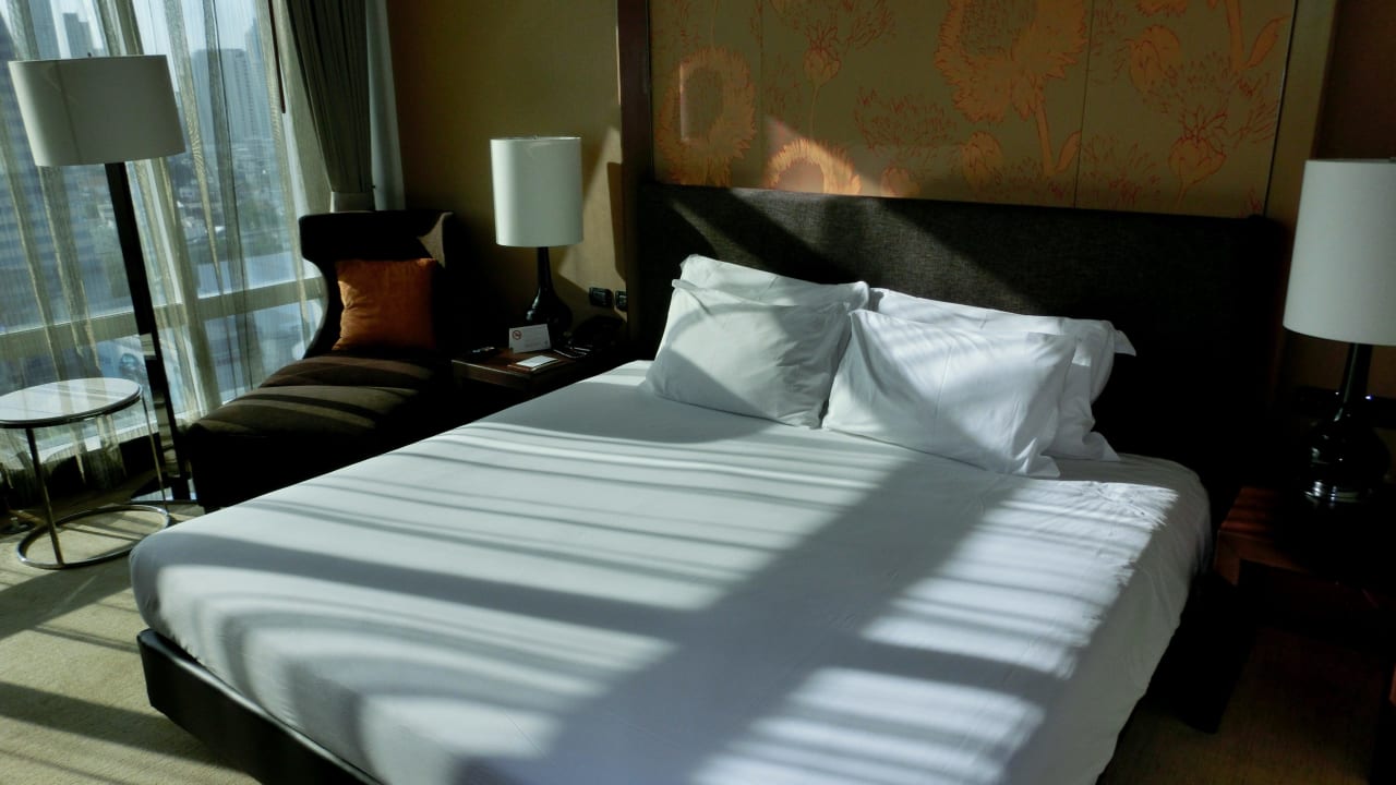 Doppelbett Eastin Grand Hotel Sathorn