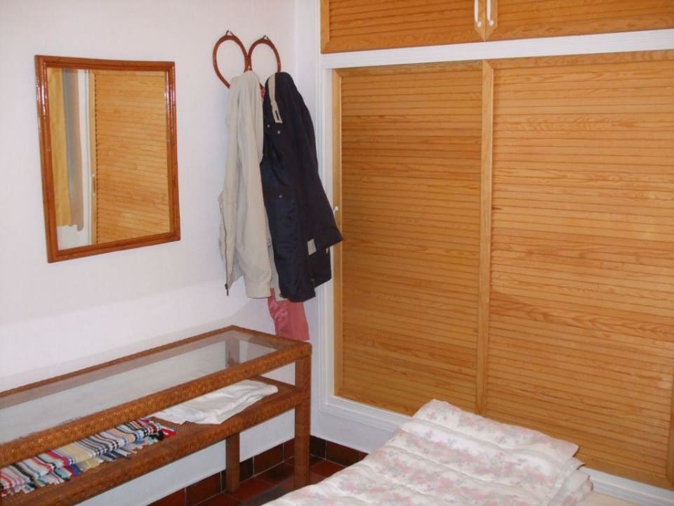Schlafzimmer-Schrank Artemisa Gay Bungalows