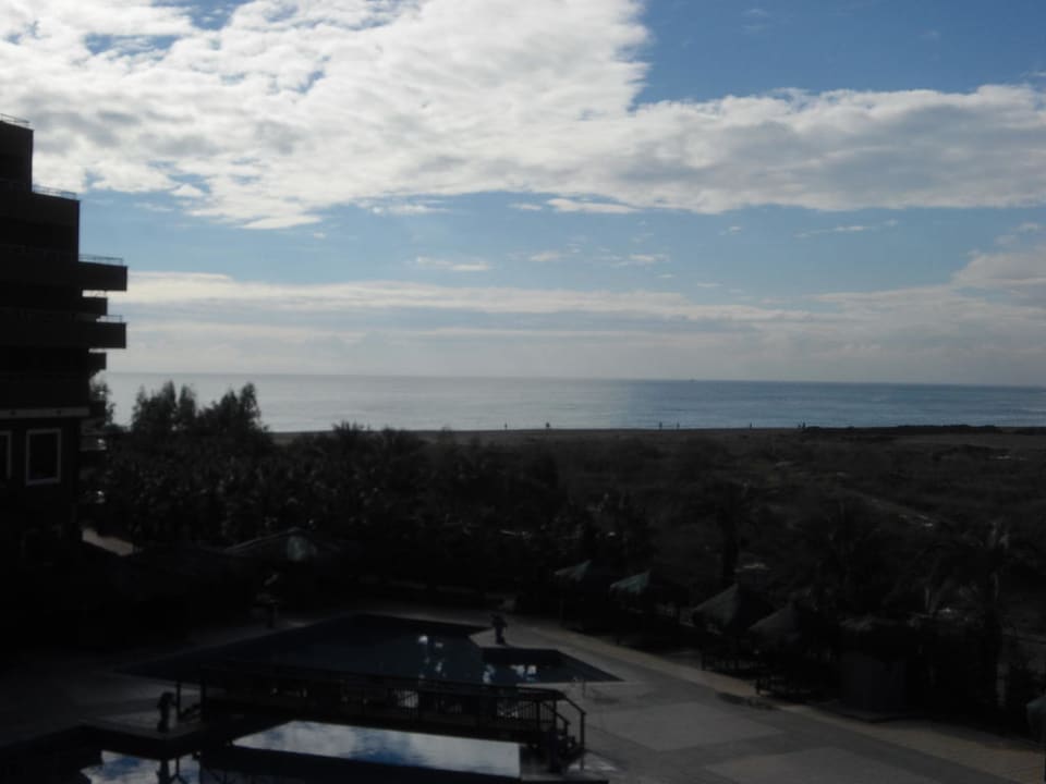 Seitlicher Meerblick aus Zimmer 1133 Hotel Delphin Palace