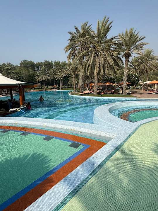 Pool Emirates Palace Mandarin Oriental