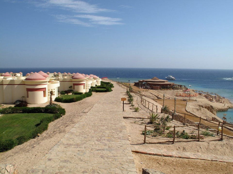 Weg zu den Bungalows Siva Golden Bay Makadi