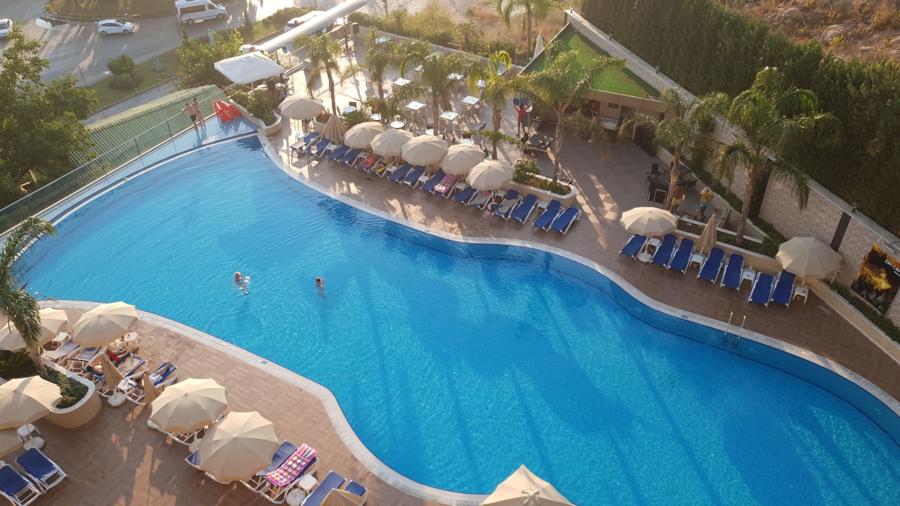 Pool Michell Hotel & Spa