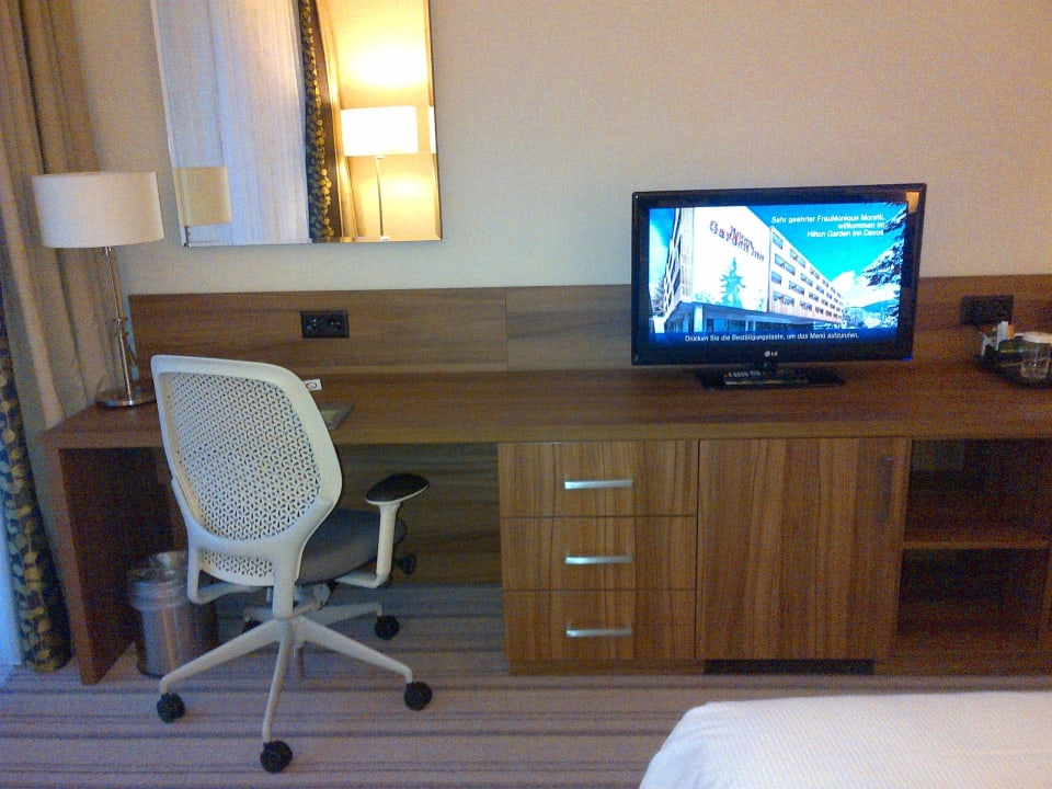 Schöne Arbeitsfläche Hilton Garden Inn Davos