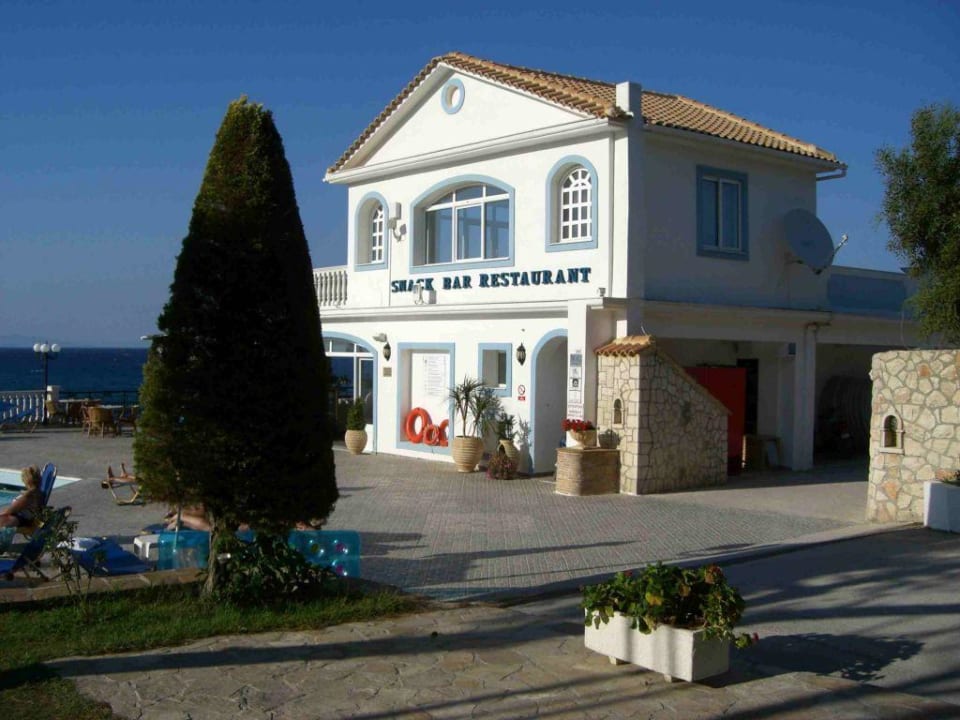 Pool Bar Alexandra Beach Resort & Spa