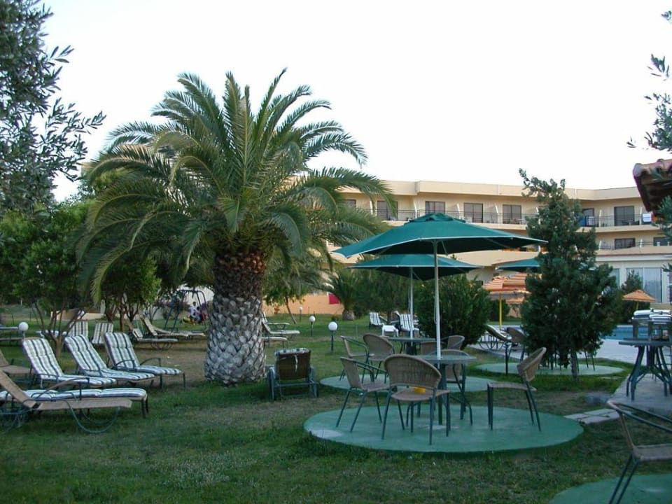 Myrina Beach Hotel Blick v. Poolanlage Myrina Beach Hotel