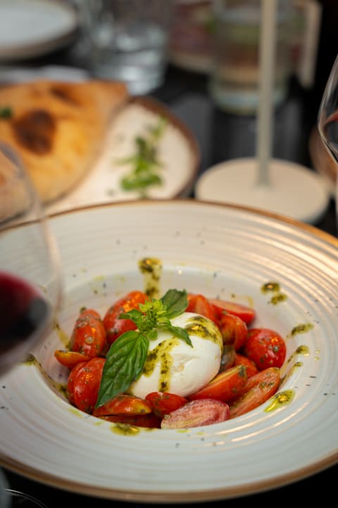 Gastro Alexander Beach Hotel & Village Resort