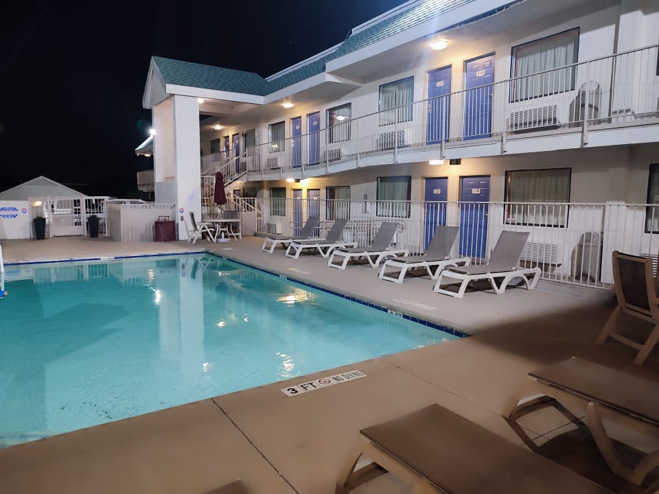 Außenansicht Motel 6 Austin Central - North