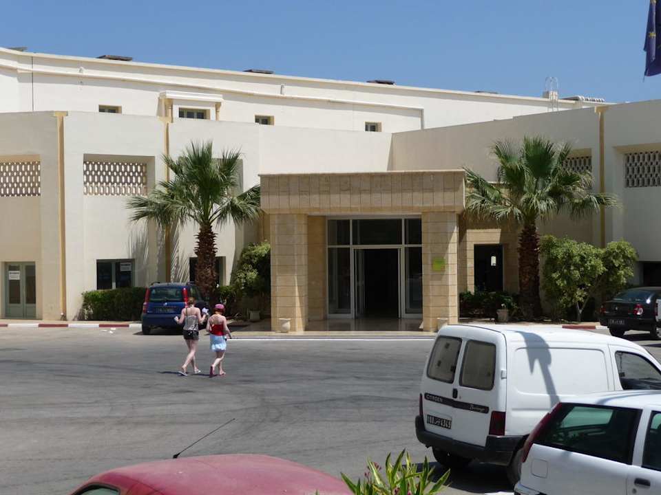 Eingang zum Omar Omar Khayam Resort & Aquapark