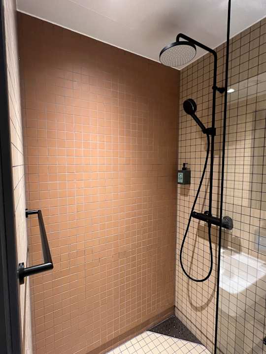 Zimmer Comfort Hotel Helsinki Airport