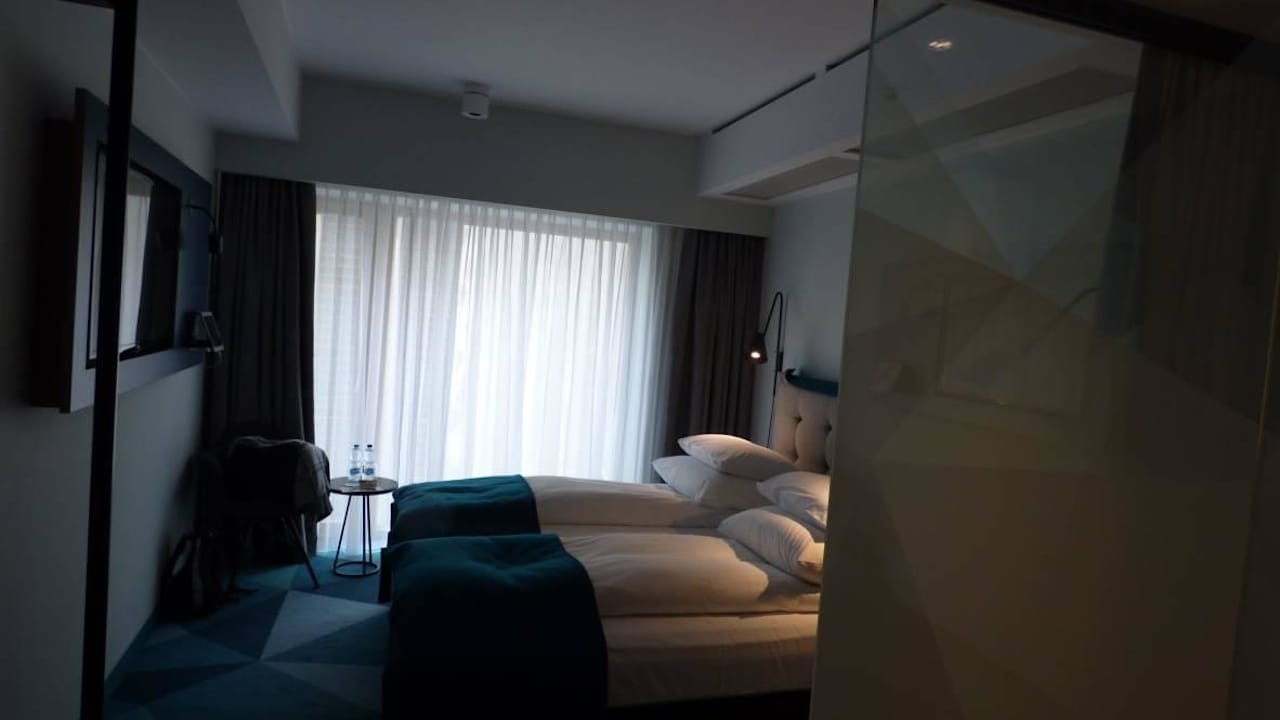 Blick vom Eingang Puro Hotel Poznań