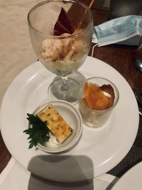 Gastro Kuredu Island Resort & Spa