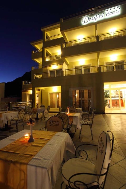Exterior - night Guesthouse Dorijini Dvori