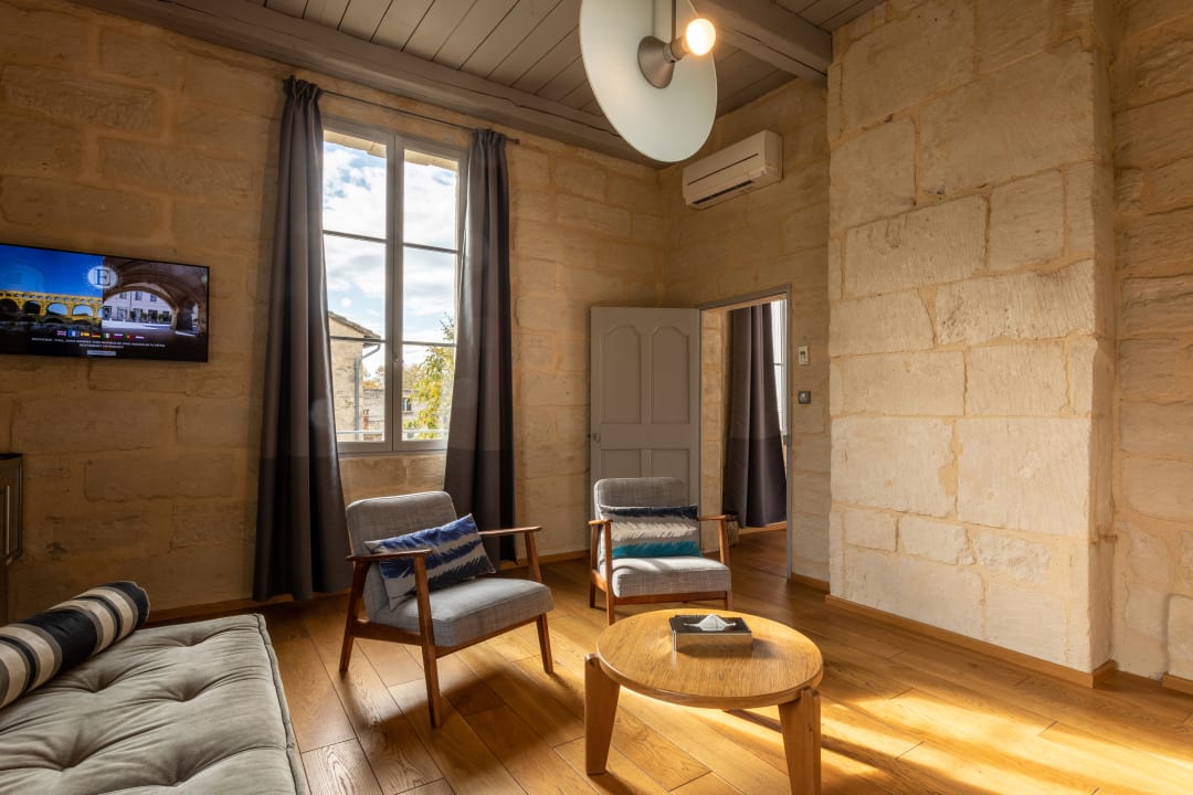 Zimmer Boutique Hotel Entraigues