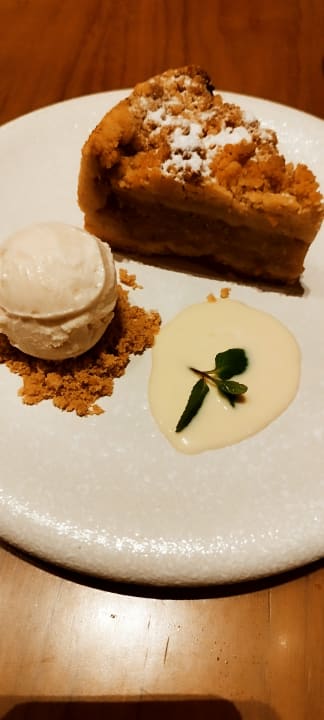 Gastro Acanthus Cennet Barut Collection