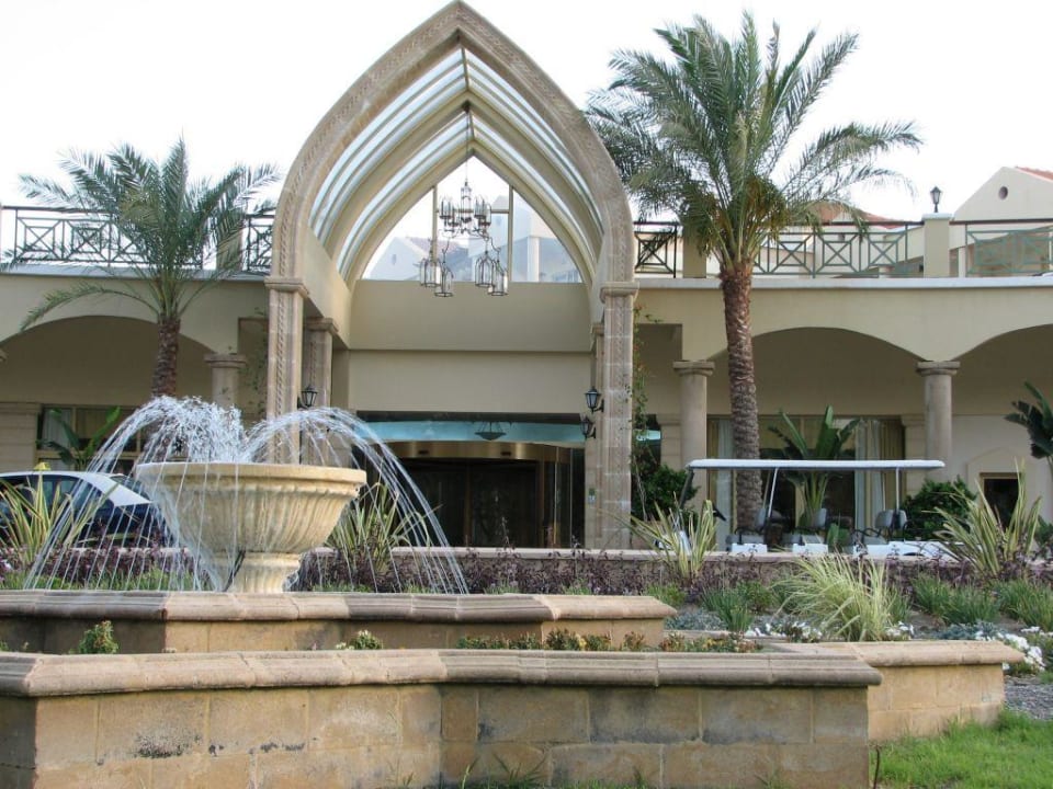 Entrée de l'hôtel Lindos Princess Beach Resort & Spa