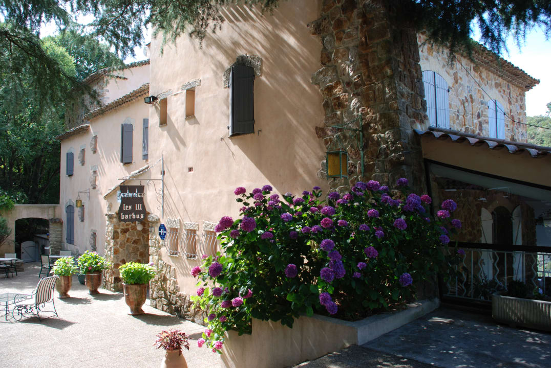 Außenansicht Hotel Les 3 Barbus